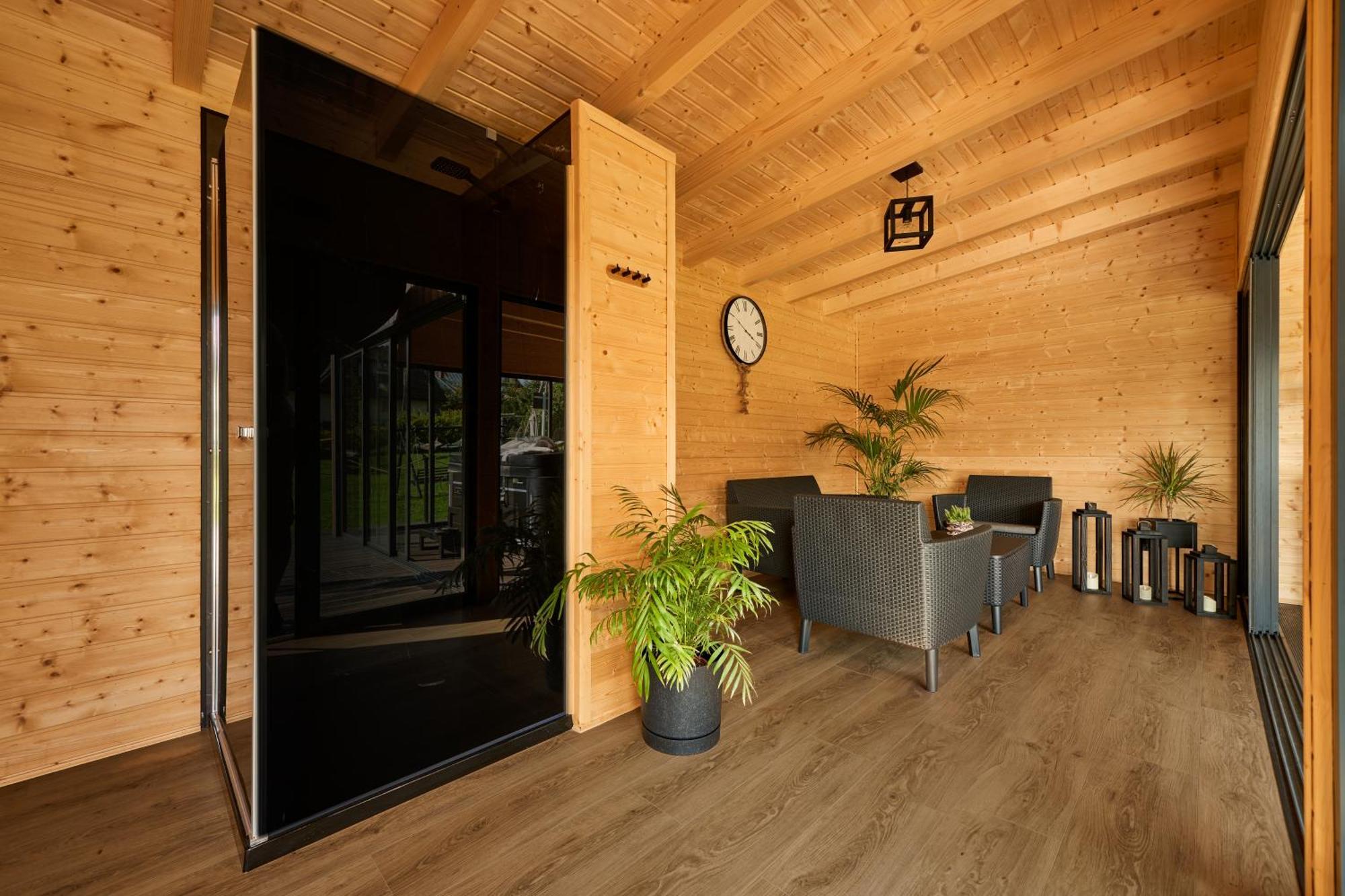 Goscinne U Malgorzaty Jacuzzi & Sauna Bed & Breakfast